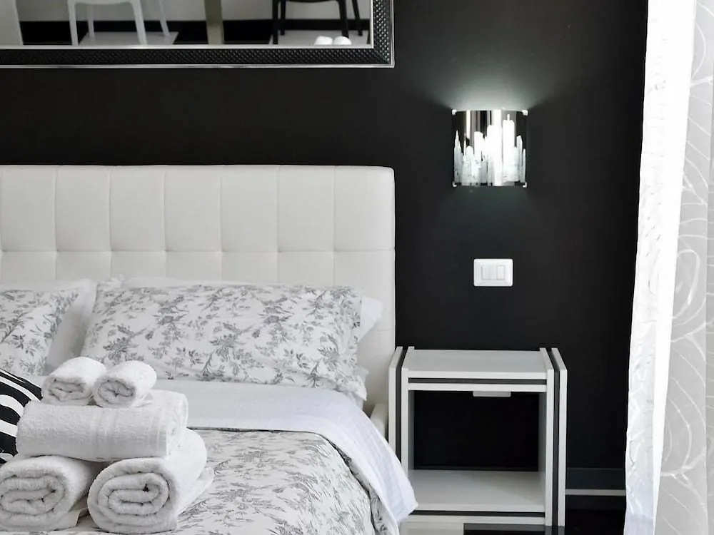 Black & White G&G Roma Italia