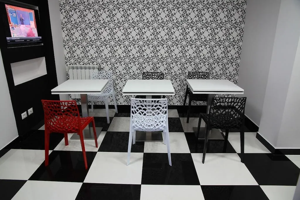 Black & White G&G Roma Bed and breakfast